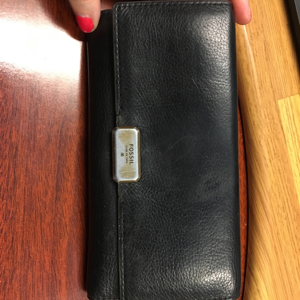 Fossil wallet